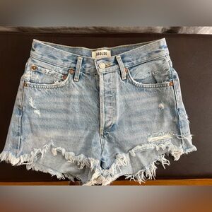 AGOLDE Parker cut off Jean shorts. Light washed in size 24